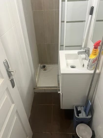 Prywatny pokój Impasse Ermengarde, obraz 5 9