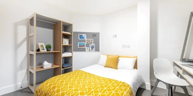 Entire apartment in residence at The Old Fire Station, Aston St, Birmingham B4 7DA, United Kingdom, image 16 of 34