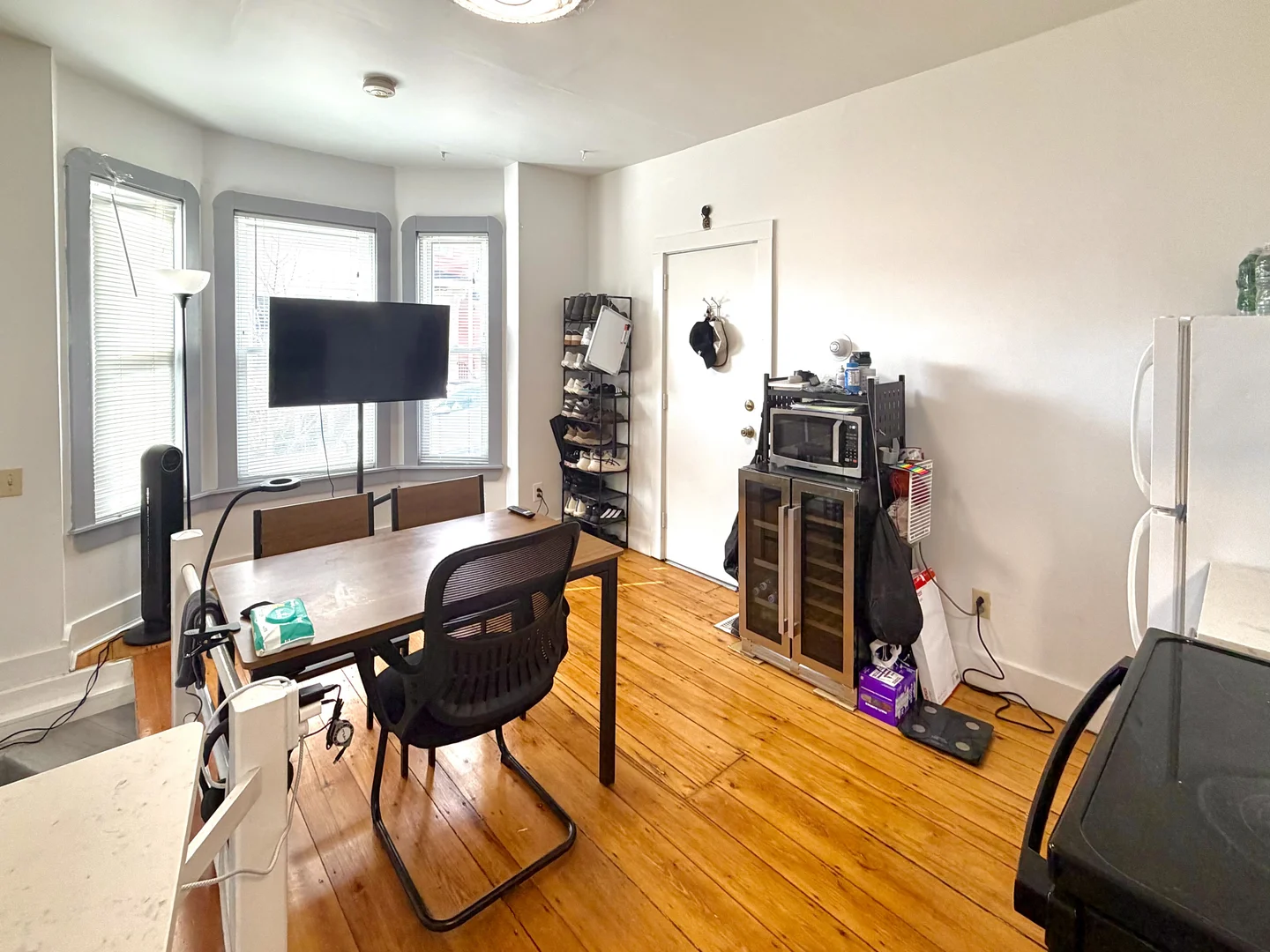 Affordable studio apartment with essential features in 