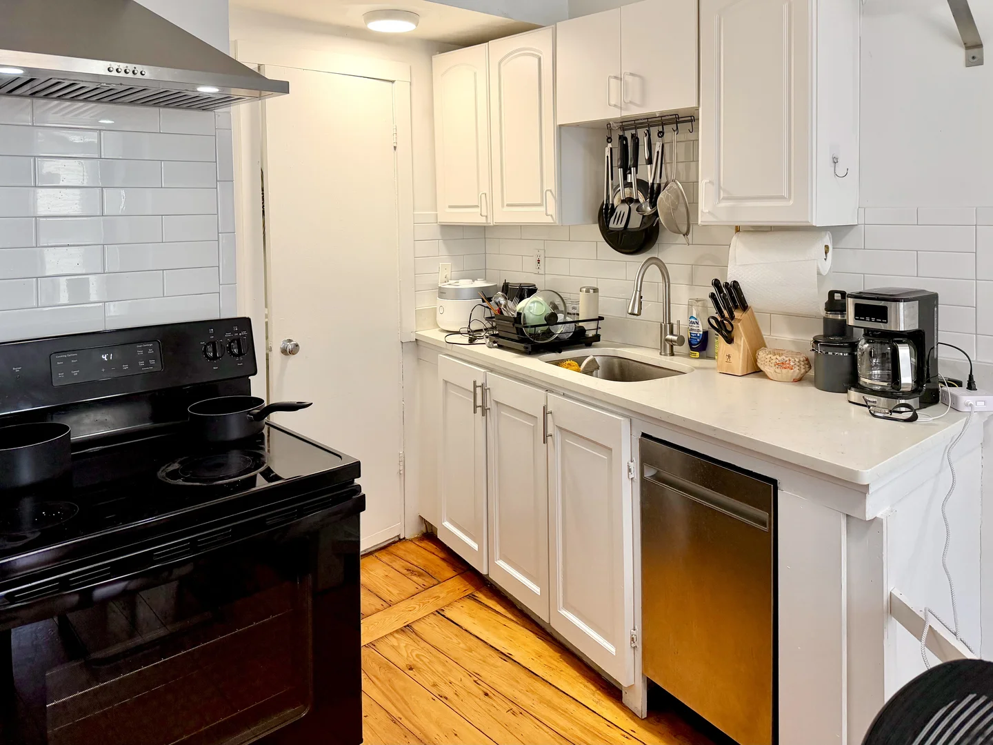 Compact studio apartment ideal for students in 