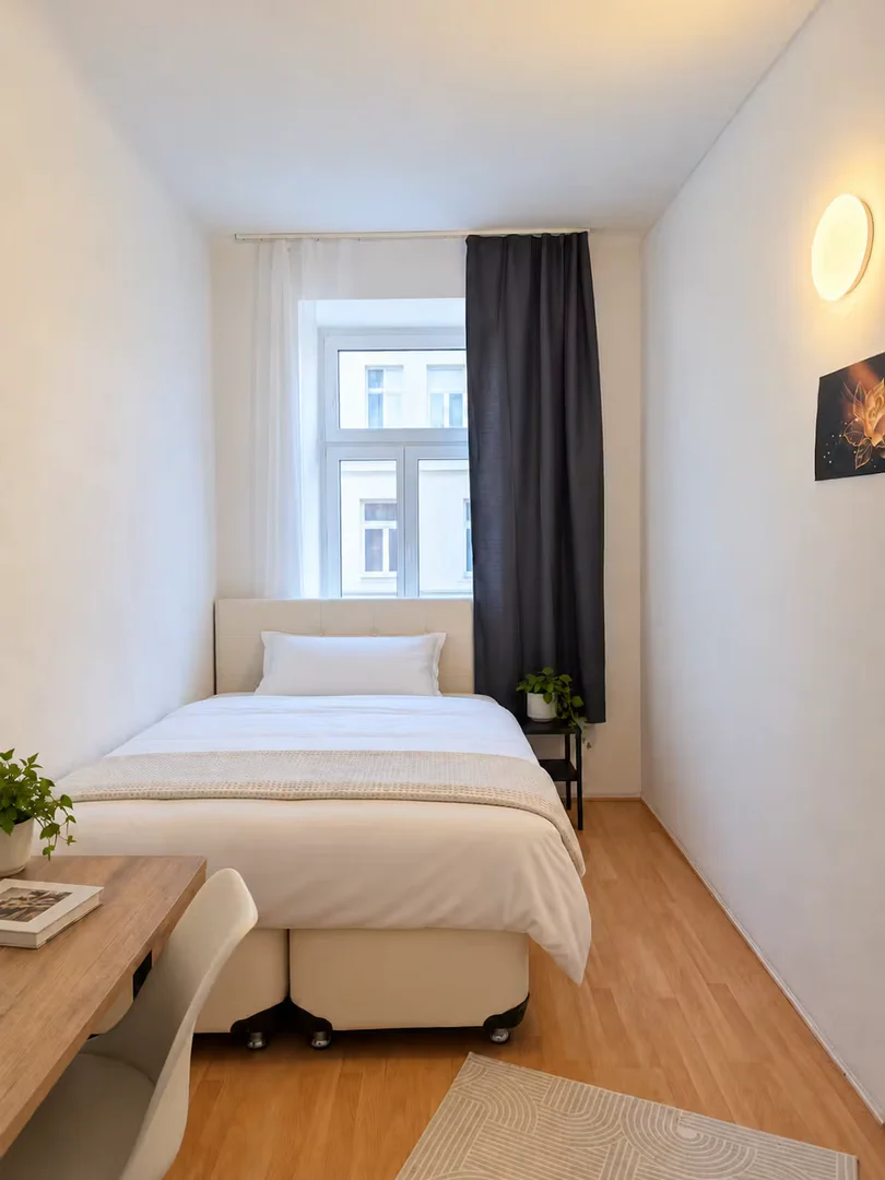 Quarto amigo do estudante em  com comodidades modernas