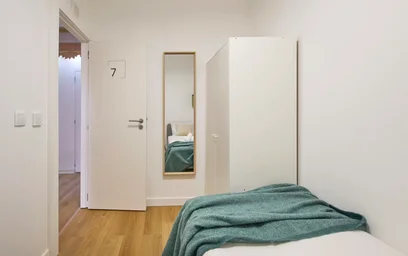 Privatzimmer in der Rua Jorge Castilho, Lisbon, bild 6 von 10