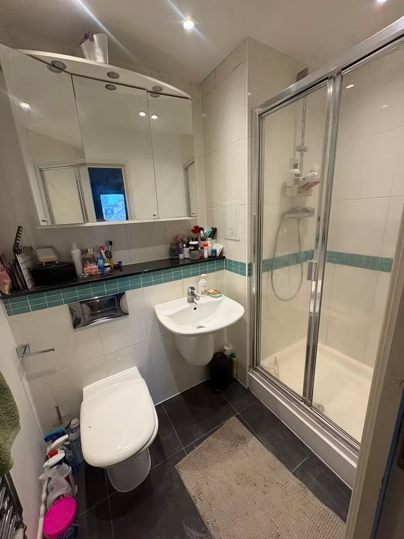 Quarto amigo do estudante em  com comodidades modernas