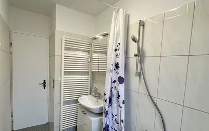 Habitación privada en Oberhofer Platz, Milbertshofen-Am Hart, imagen 6 de 10
