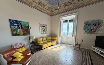 Apartamento inteiro em Via Porcellana, imagem 6 de 7