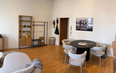 Apartamento inteiro em Rue Royale, Saint-Josse-ten-Noode, imagem 2 de 10