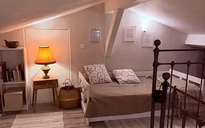 Logement entier à Chemin de la Flambère, Arenes Romaines-St Martin du Touch, image 4 de 10