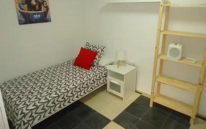 Privatzimmer in der Calle Maestro Priego López, Poniente Sur, bild 6 von 10