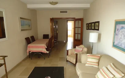 Quarto privado em Avenida de Medina Azahara, Poniente Sur, imagem 8 de 10