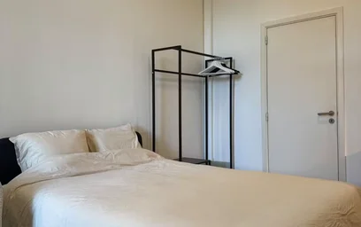 Entire apartment at Rue Royale, Saint-Josse-ten-Noode, image 2 of 9