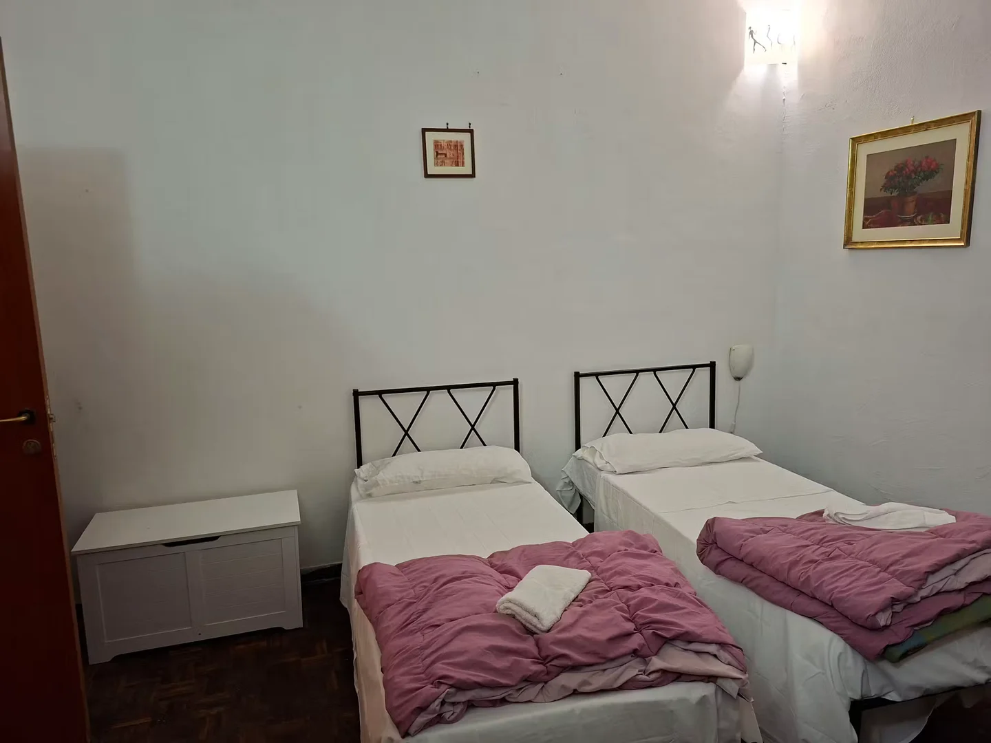 Chambre d'étudiant lumineuse et aérée avec accès facile à l'université dans 