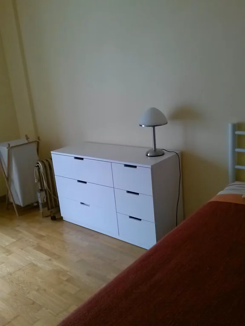 Chambre d'étudiant économique avec emplacement pratique dans 