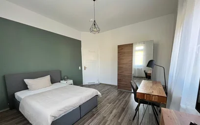 Stanza privata in Saalburgallee, Bornheim, immagine 3 di 10