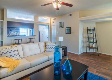 Renting rooms by the month in Dallas