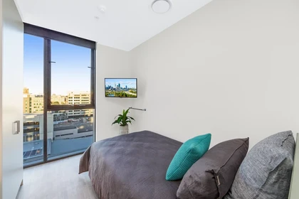 Cheap private room in Brisbane