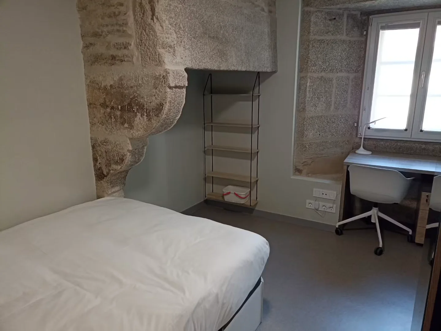 Quarto acolhedor para estudantes disponível em 