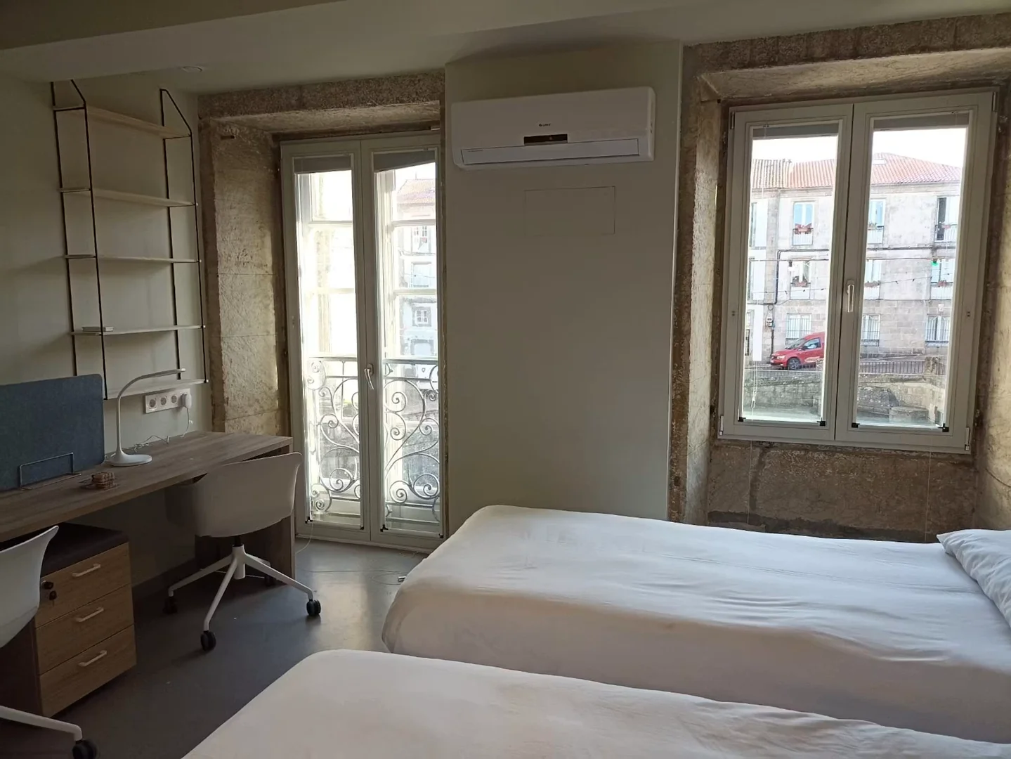 Quarto acolhedor para estudantes disponível em 