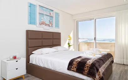 {area} de tamamen mobilyalı daire