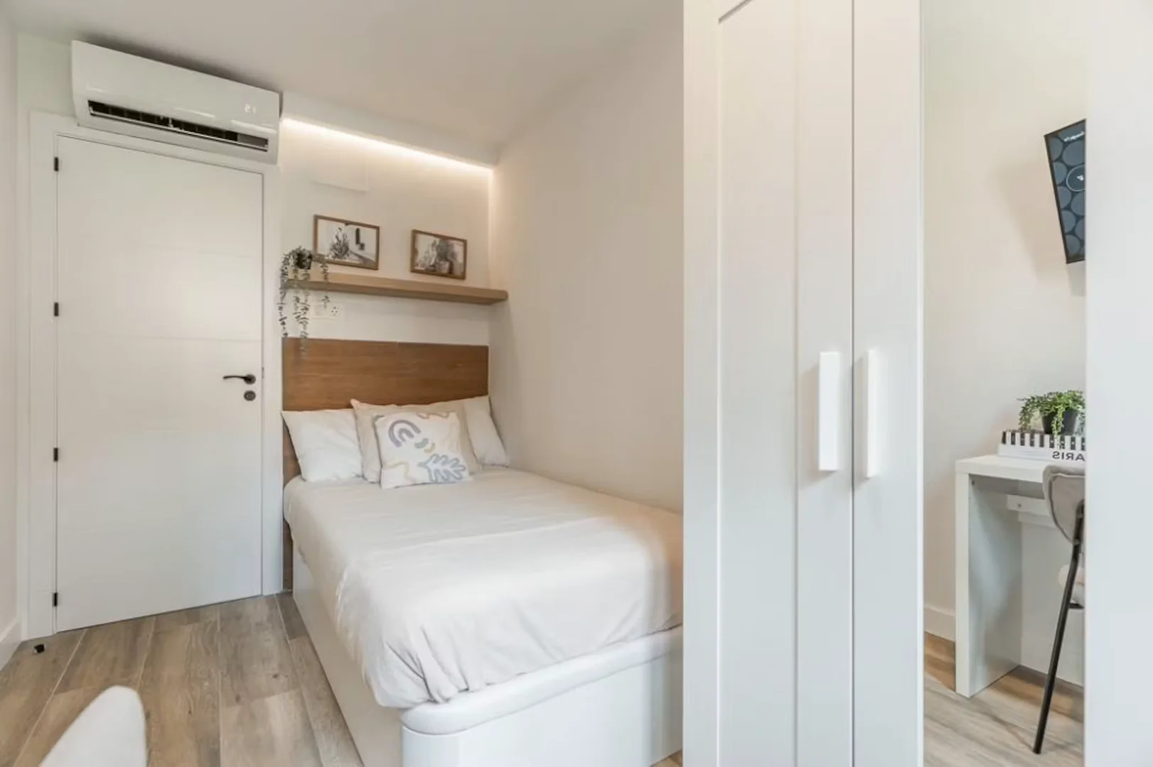 Habitación estudiantil económica con ubicación conveniente en 