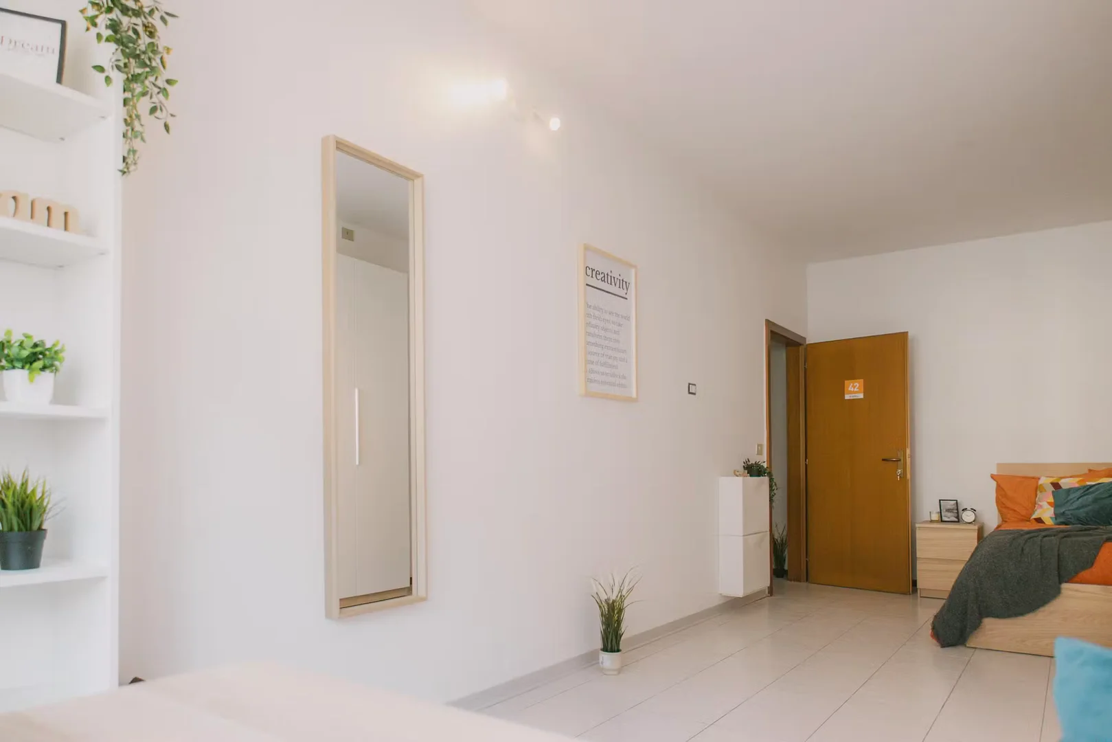 Quarto acolhedor para estudantes disponível em 