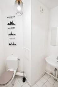 Quarto privado em 15 rue Louis Bleriot, imagem 12 de 14