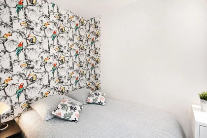 Quarto privado em 15 rue Louis Bleriot, imagem 6 de 14