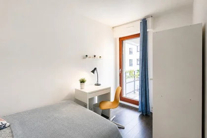 Quarto privado em 15 rue Louis Bleriot, imagem 7 de 14