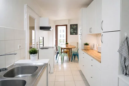 Quarto privado em 15 rue Louis Bleriot, imagem 10 de 14
