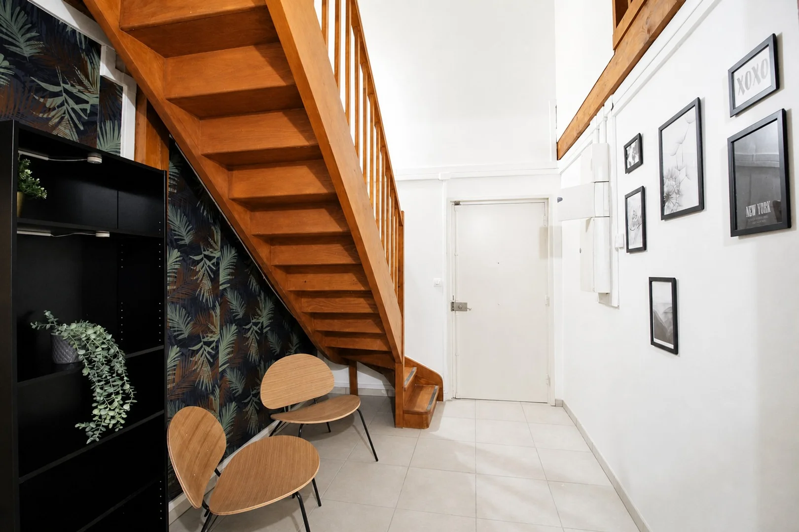 Quarto de estudante confortável e espaçoso em 