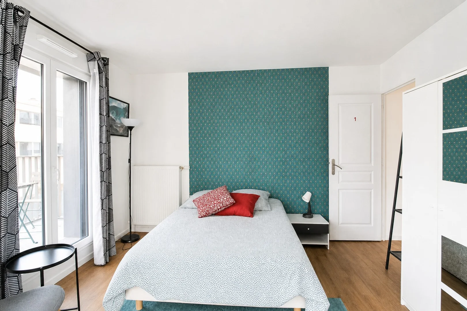 Habitación estudiantil económica con ubicación conveniente en 