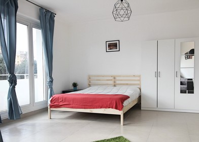 Habitación privada muy luminosa en Marsella