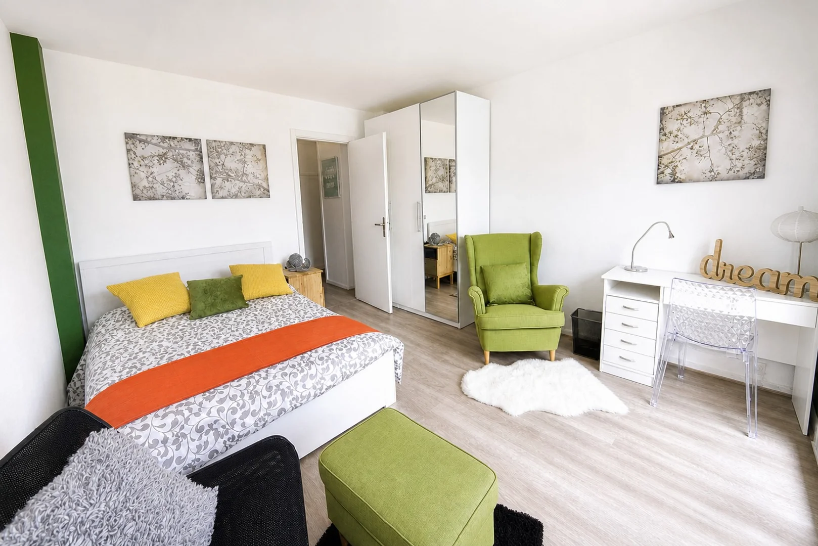 Habitación para estudiantes en  con modernas comodidades