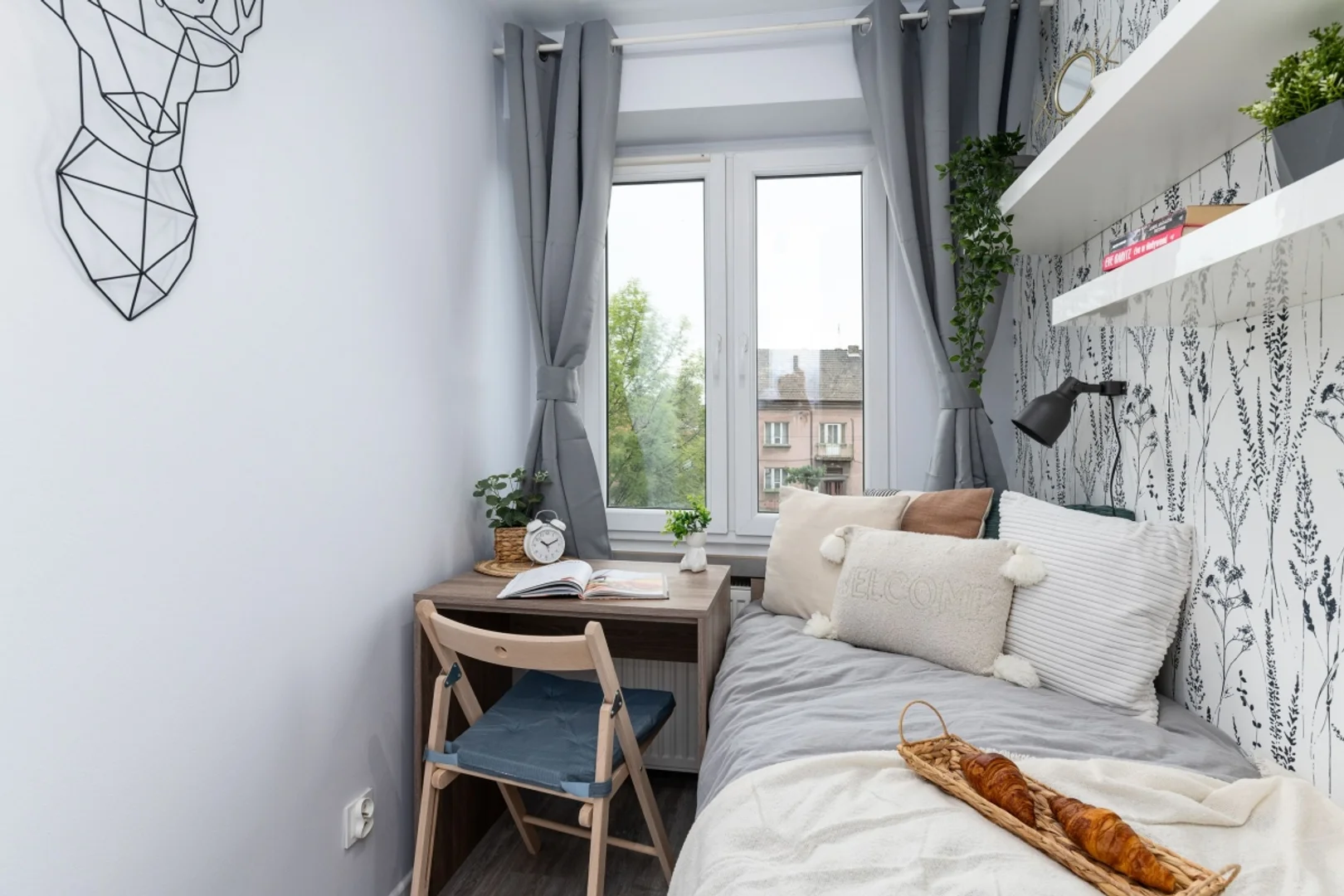 Habitación asequible para estudiantes con buena iluminación en 