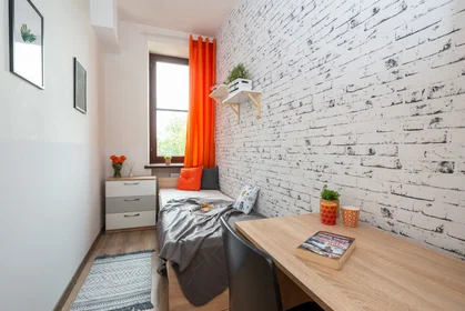Chambre privée à Al. Juliusza Słowackiego 37, image 1 de 10