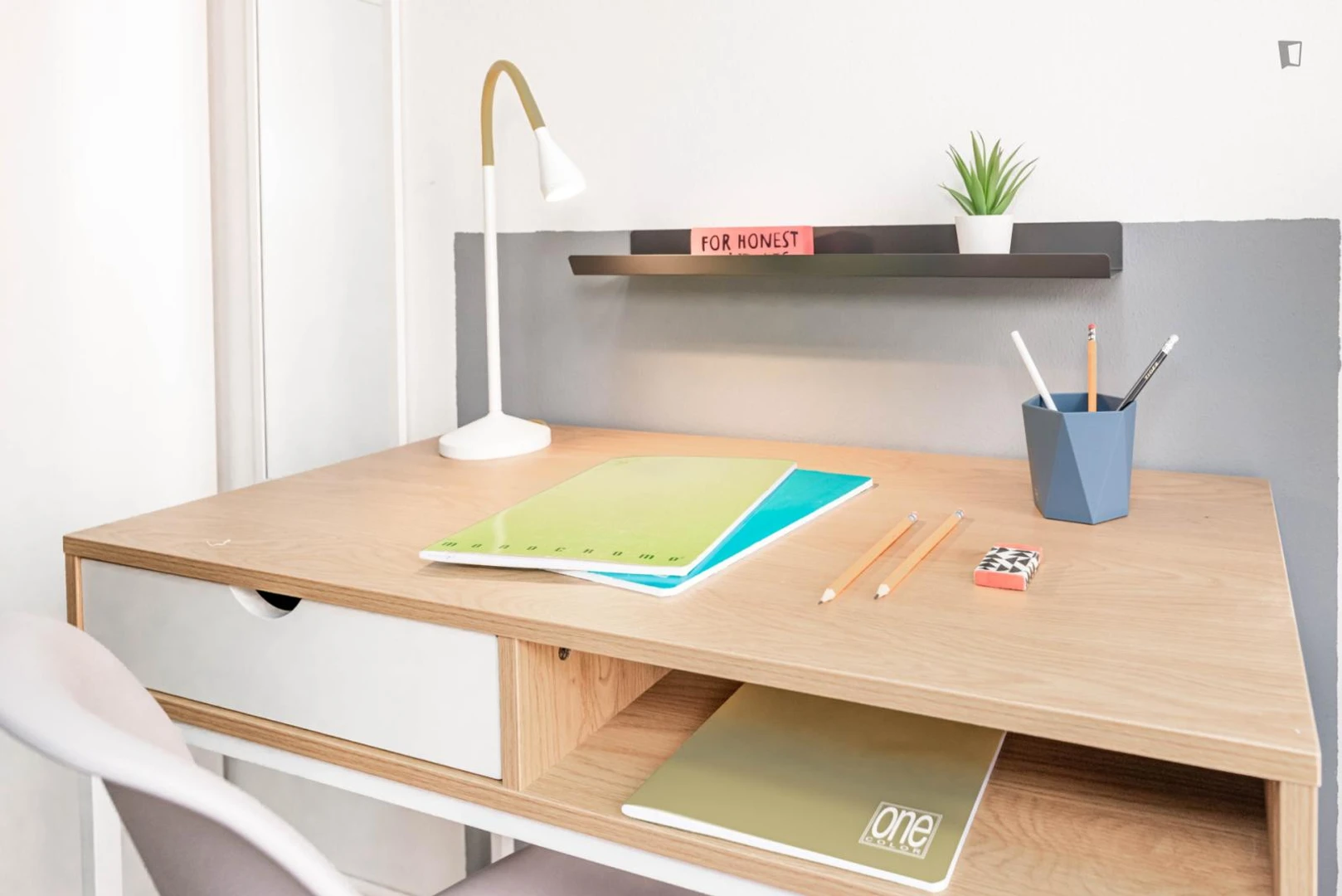 Komfortables und geräumiges Studentenzimmer in 