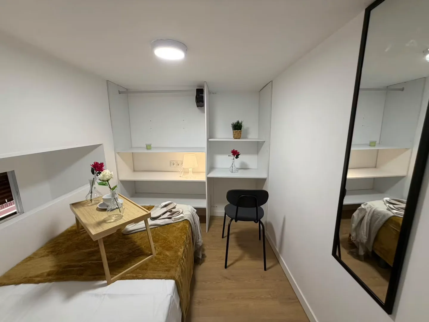 Habitación asequible para estudiantes con buena iluminación en 