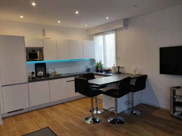 Entire apartment at Avenue de la Californie, Baumettes, image 1 of 10