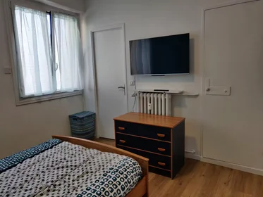 Entire apartment at Avenue de la Californie, Baumettes, image 9 of 10