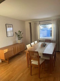 Entire apartment at Värnlundsgatan 12, image 15 of 23