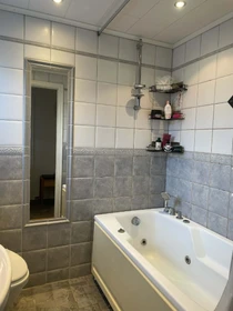 Entire apartment at Värnlundsgatan 12, image 18 of 23