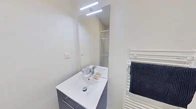 Quarto privado em residência em 54 Avenue de la Croix Blanche, imagem 4 de 16