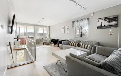 Logement avec 3 chambres à {area}