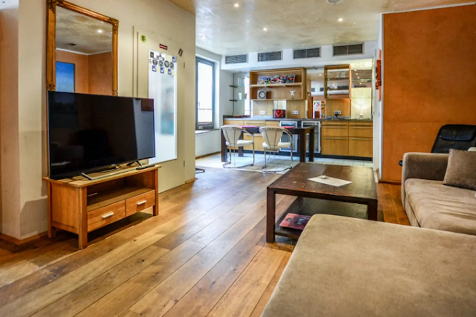 Vitalisstraße, Bickendorf