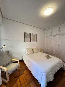 Mehrbettzimmer in der Diego Lopez Haroko Kale Nagusia, Abando, bild 3 von 10
