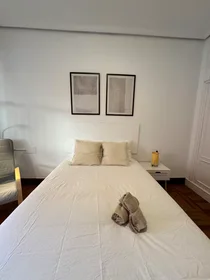Mehrbettzimmer in der Diego Lopez Haroko Kale Nagusia, Abando, bild 7 von 10
