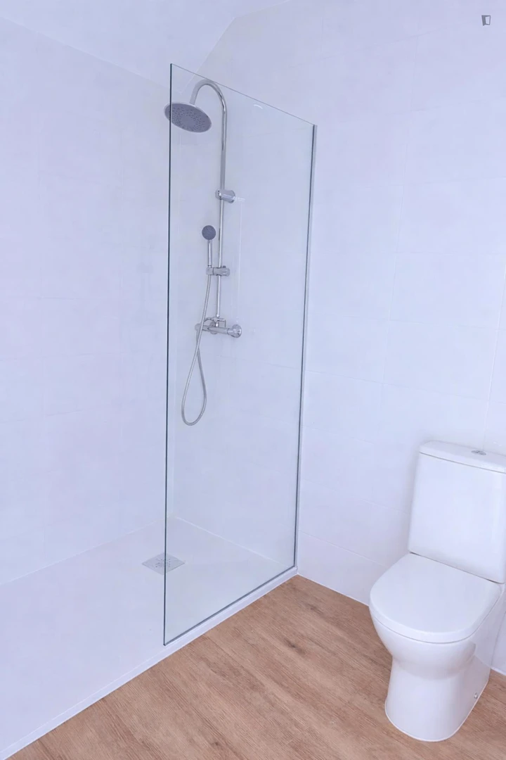 Convenient studio apartment for student living in 