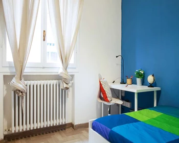 Renting rooms by the month in Bologna