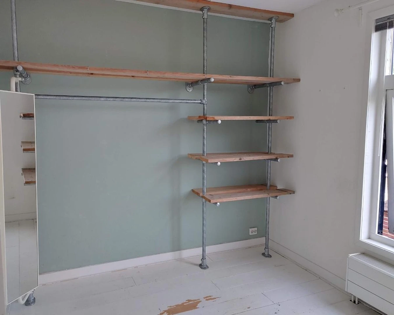 Chambre d'étudiant économique avec emplacement pratique dans 