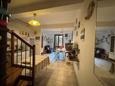 私人房间 在 Via Broccaindosso, San Vitale, 10的图像7
