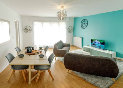 Homestay Évry-Courcouronnes, obraz 1 3